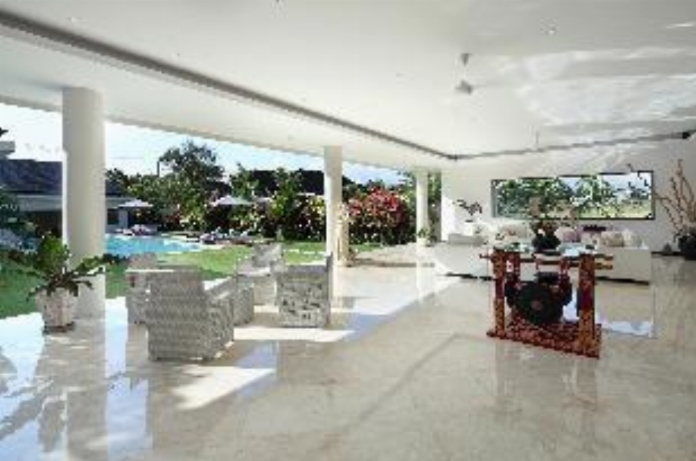 Villa Istana Putih